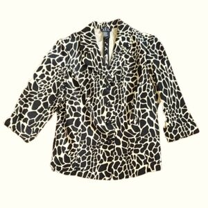 R.Q.T PETITE Black & Creamy Be Animal Print Womens 100% Cotton Jacket Shacket PM